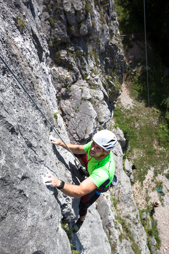 Bostjan Halas beim Klettern, Foto: Tobias Attenberger | Climbers Paradise