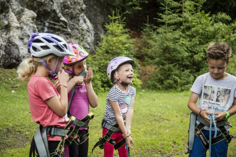Klettern mit Kindern beim Haselgrund, Foto: Defrancesco | Climbers Paradise