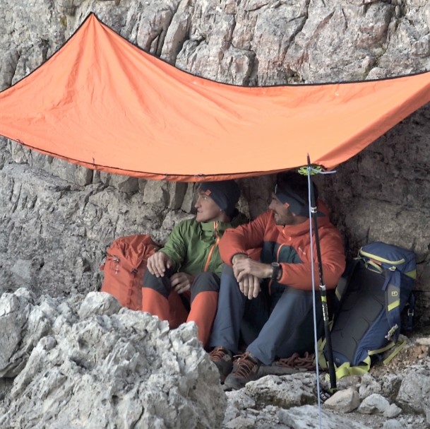 In Notsituationen am Berg biwakieren, Foto: Hansi Heckmair | Climbers Paradise