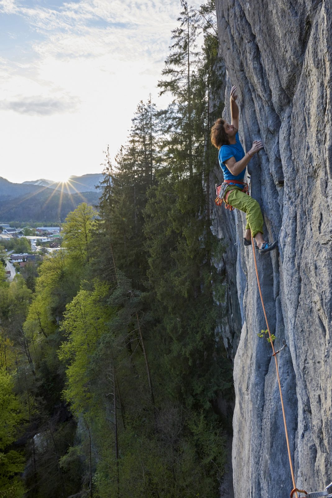 Klettern an der Geisterschmiedwand bei Kufstein, Foto: Michael Meisl