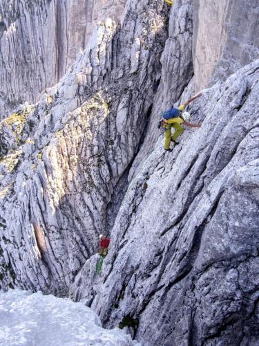 Alpinklettern am Wilden Kaiser, Tirol. Foto: Simon Schöpf | Climbers Paradise
