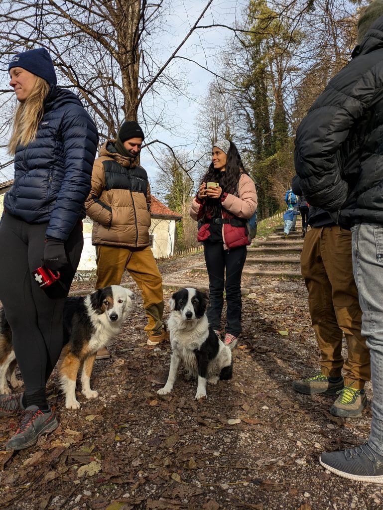 Kletter-Community beim Climbers Coffee am Kaiseraufstieg