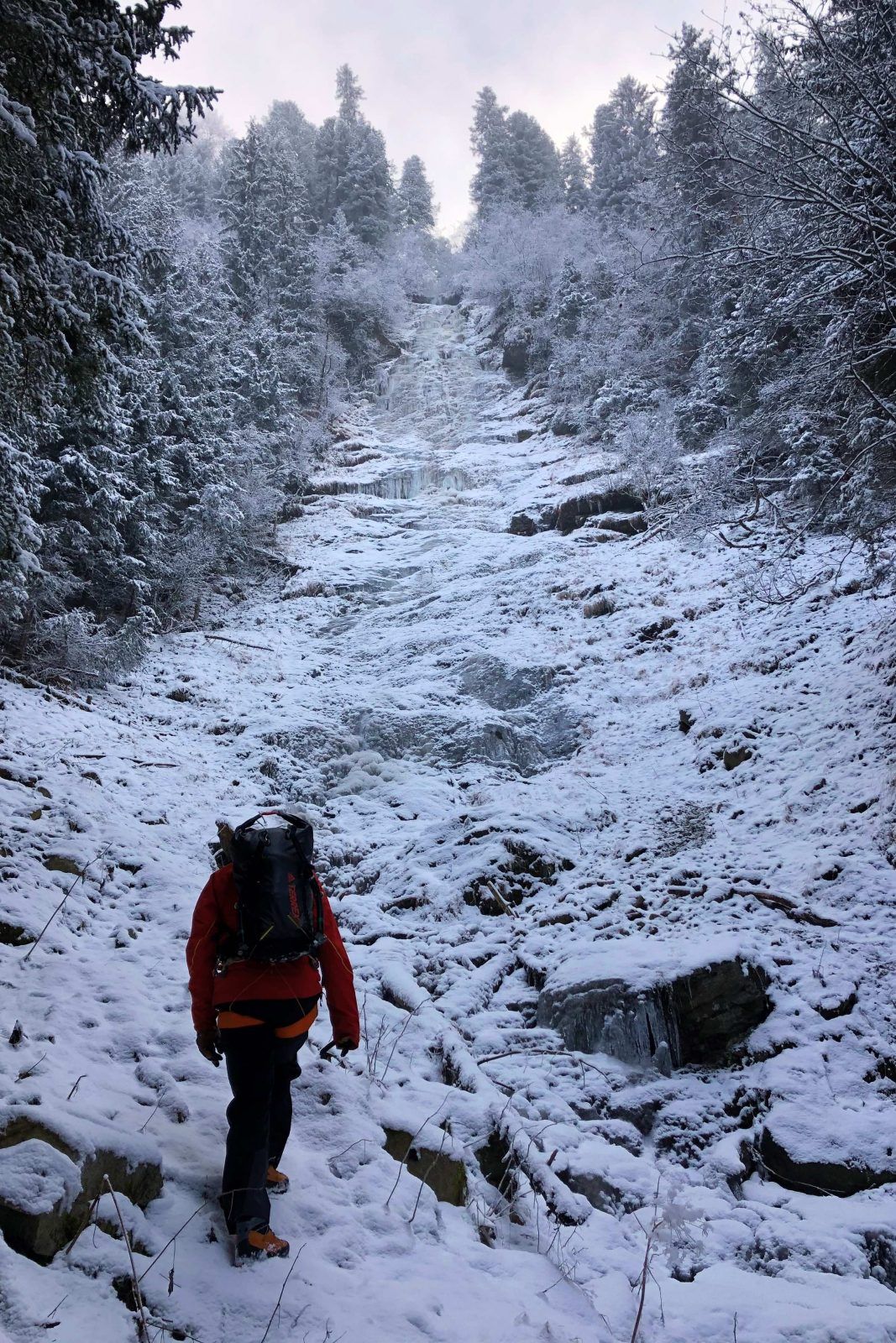 Eiskletterer am Kühtaibacherl-Eisfall