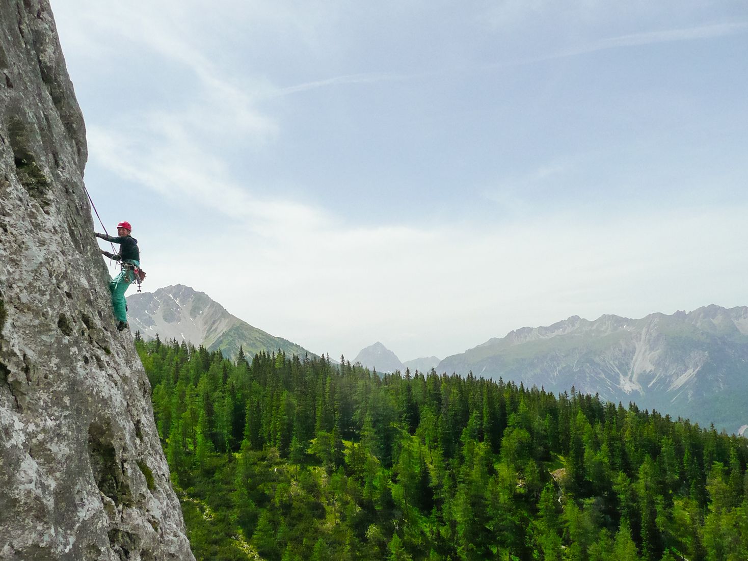 Climbers on a multi-pitch route on the Wampeten Schrofen