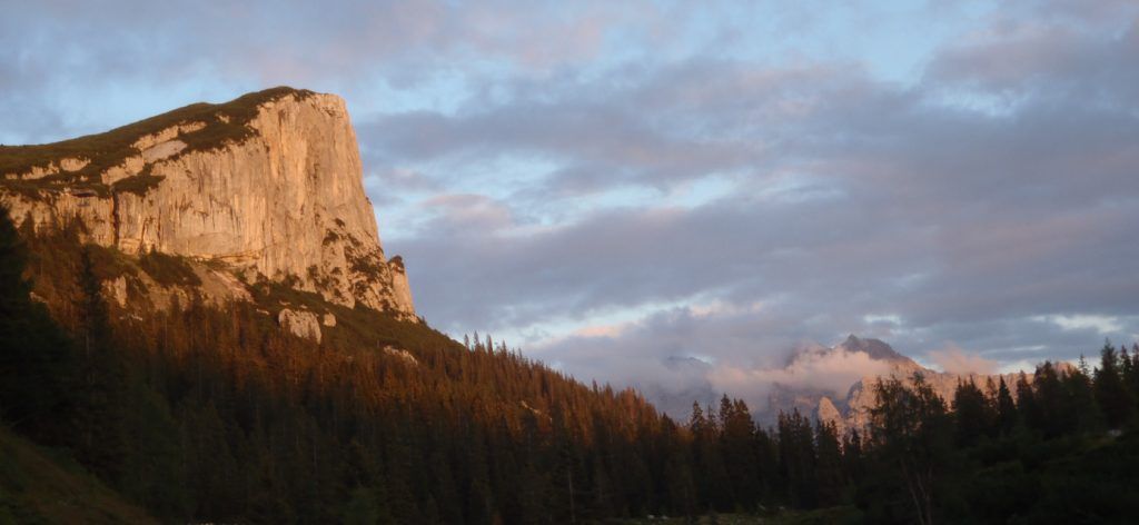 Bergpanorama Waidringer Steinplatte