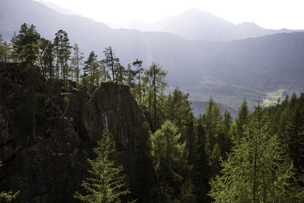 Blick auf den Klettergarten Niederthai im Ötztal mit seinen Routen