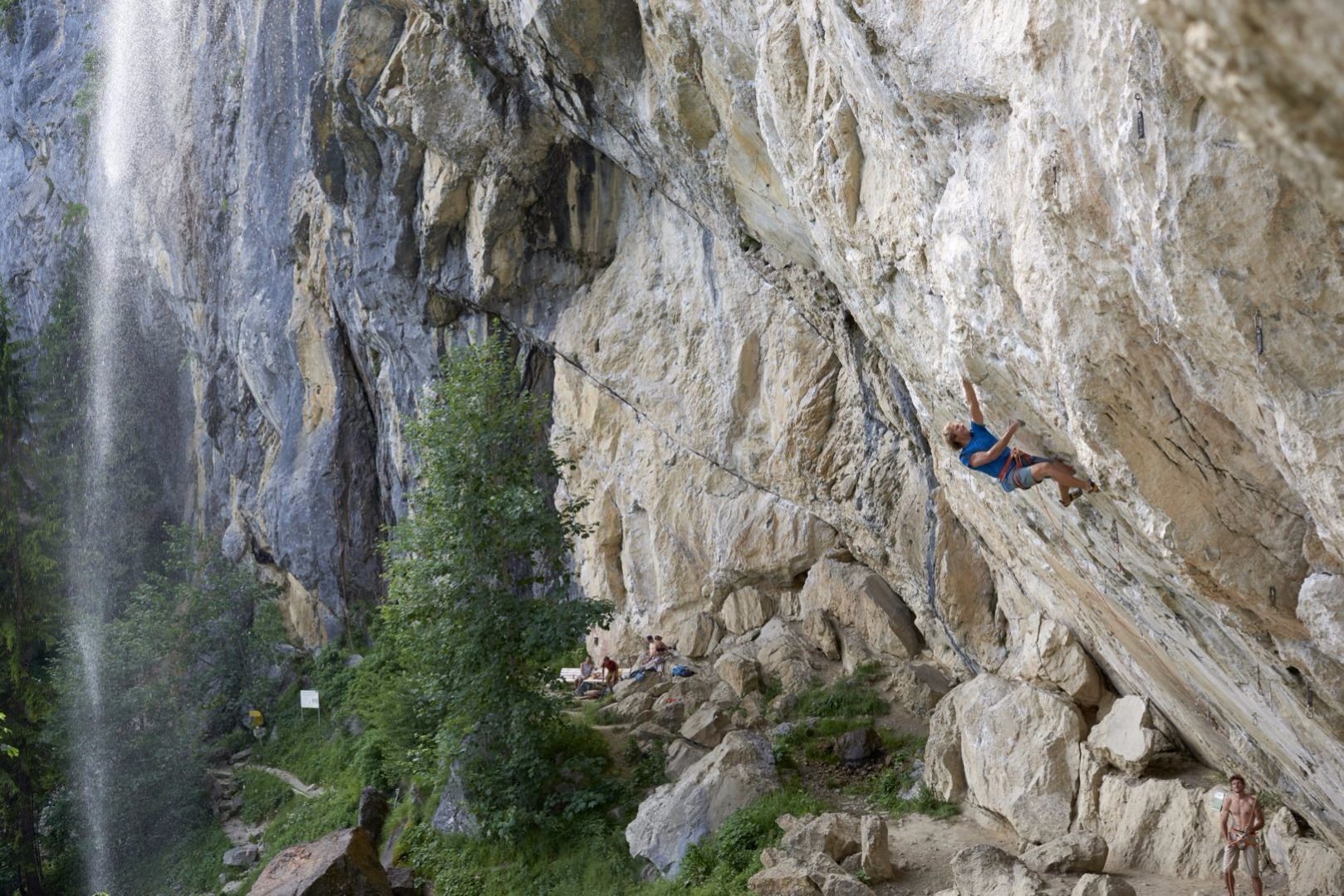 Climbers on the overhanging face of the Schleierwasserfall
