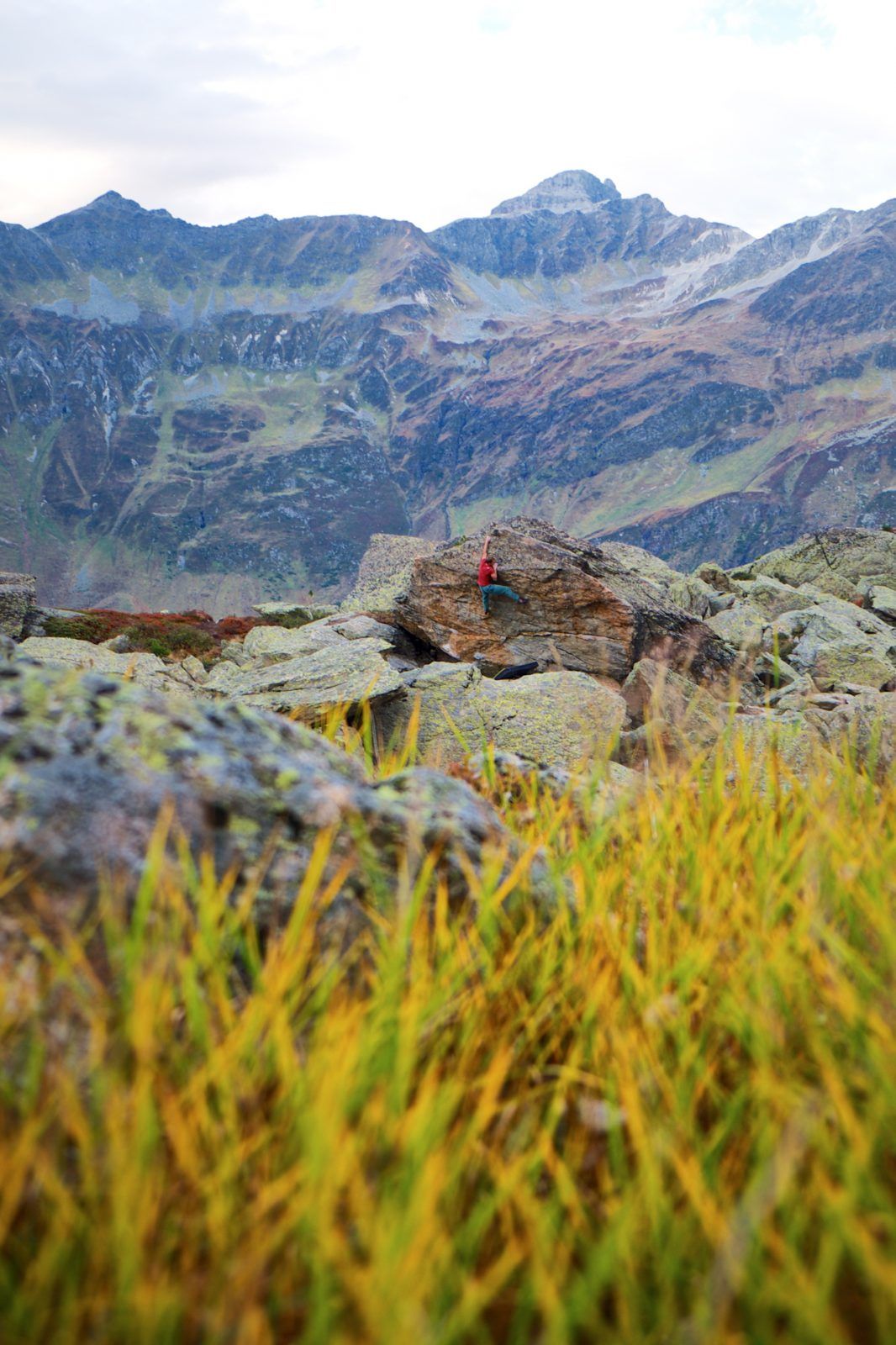 Silvapark’s boulder field against the backdrop of the Silvretta Alps