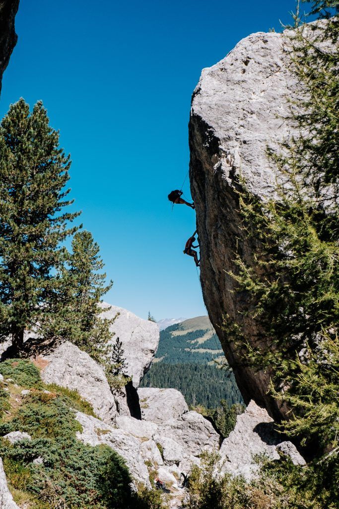 Kletterszene aus ungewöhnlicher Perspektive fotografiert