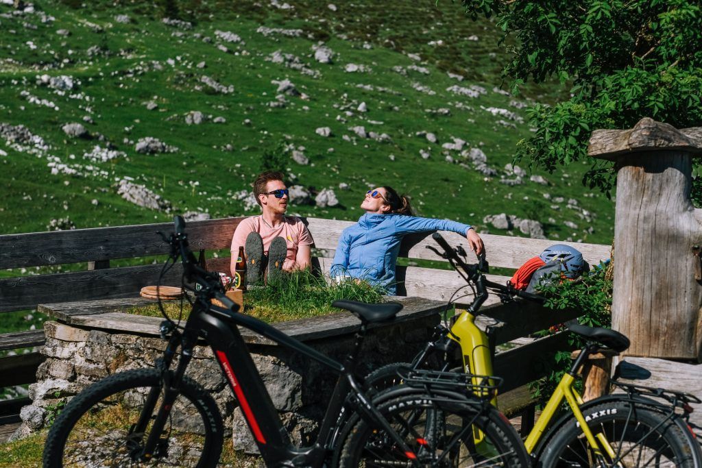 Rast an der Kaiseralm nach dem Klettern