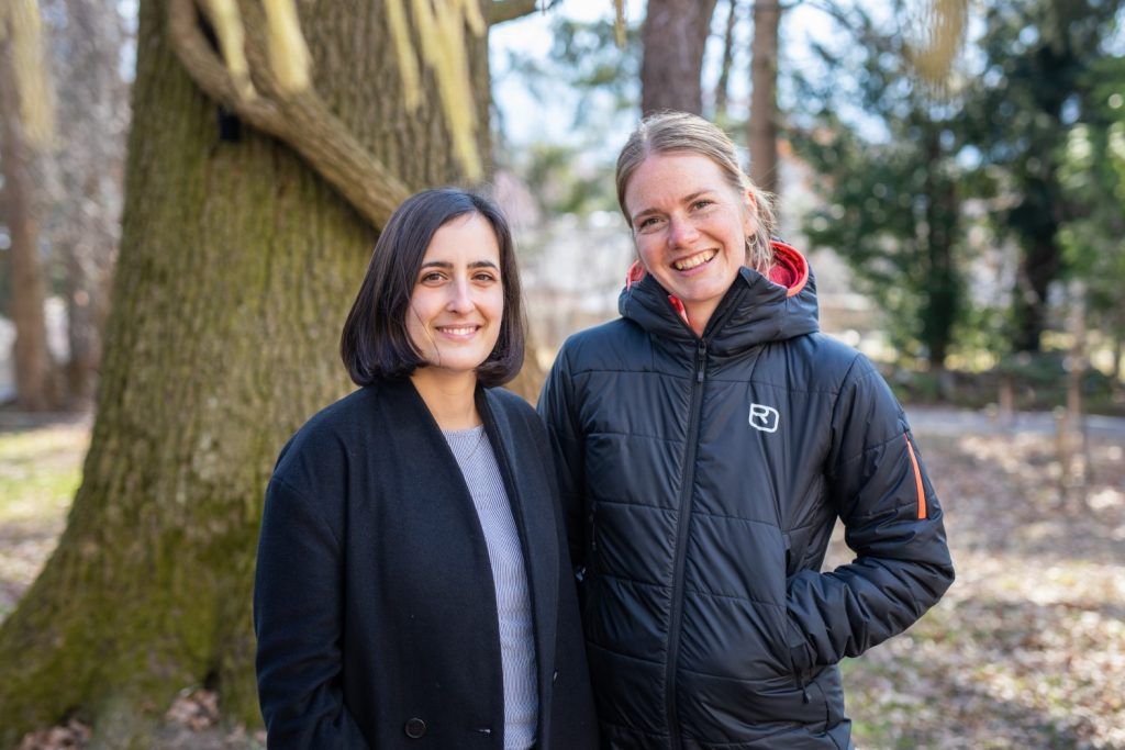 The authors of the Sustainable Climbing Guide, Deniz Scheerer and Lena Müller