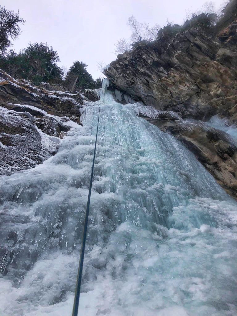 Der gefrorene Klaushoffall im Zillertal